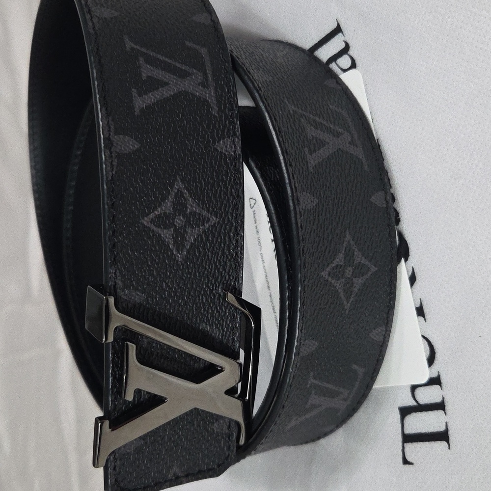 Reversible Louis Vuitton Eclipse Monogram Lv Belt… - image 2